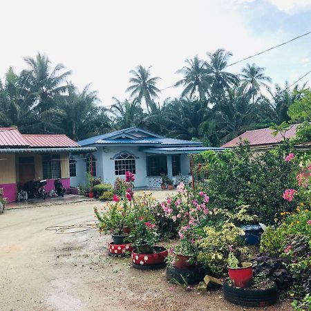 Atocha Homestay - Terong@Taiping Kampong Salak Ngoại thất bức ảnh