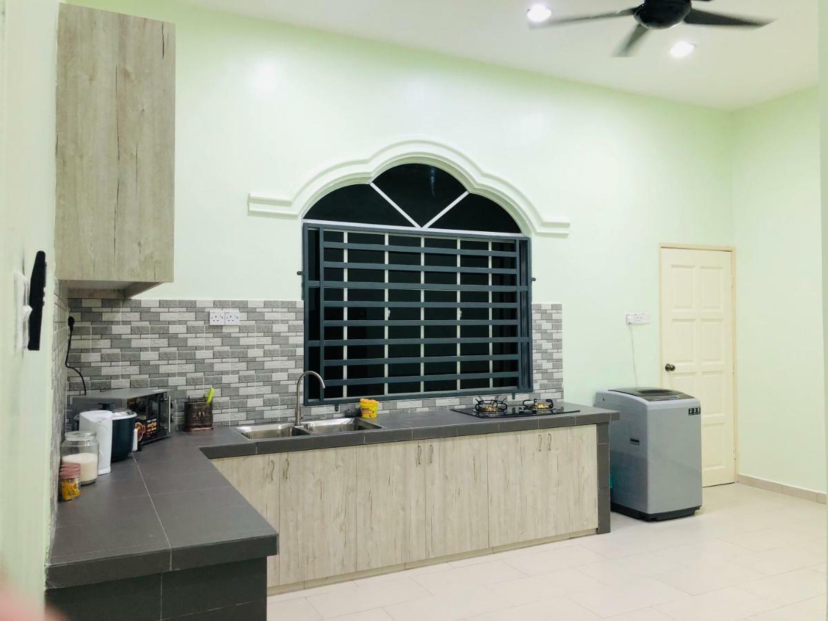 Atocha Homestay - Terong@Taiping Kampong Salak Ngoại thất bức ảnh